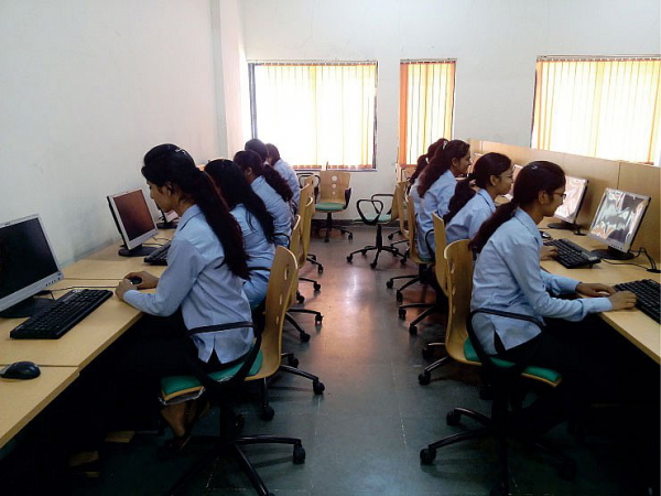 junior commerce colleges in pune